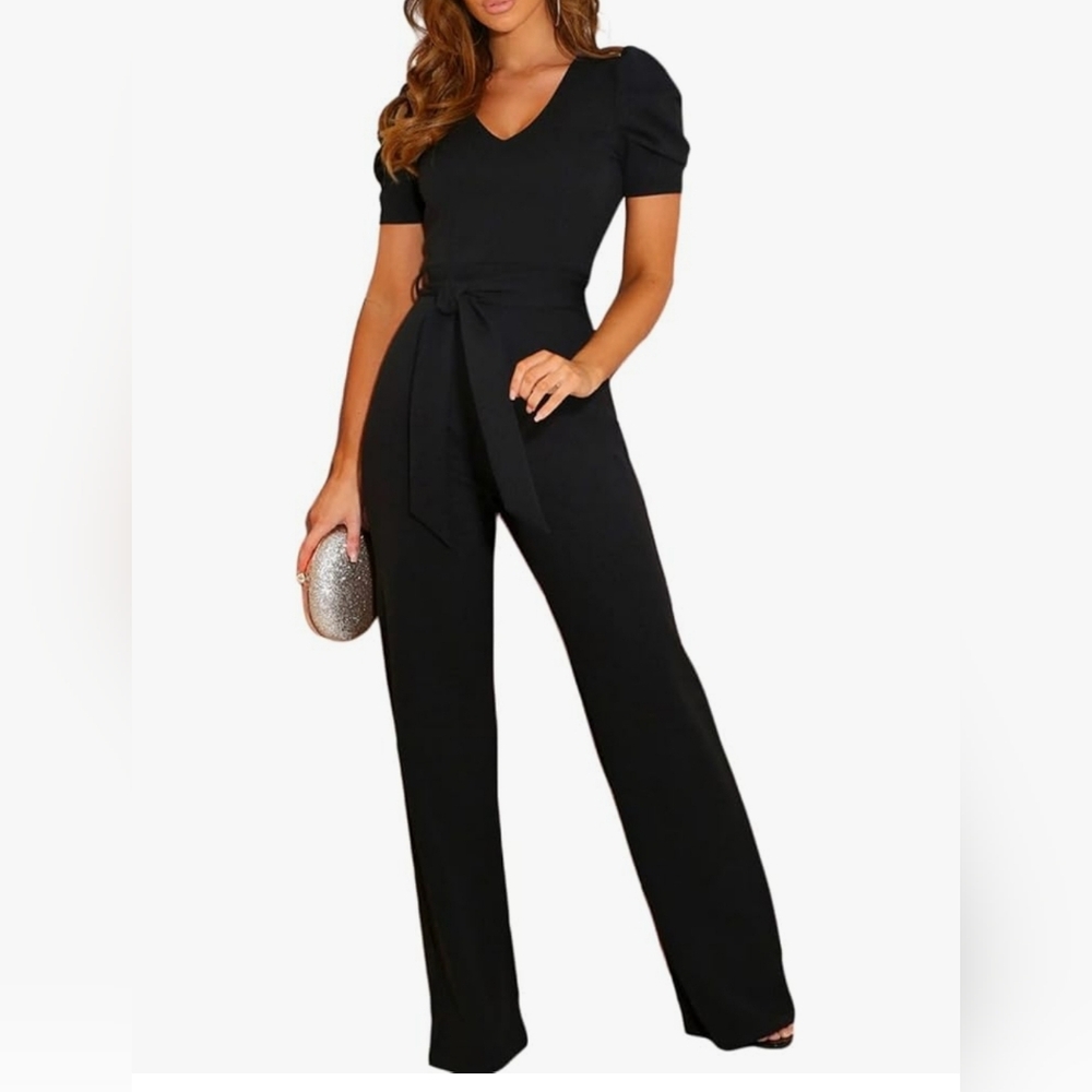 Elegant Black Jumpsuit (T38)